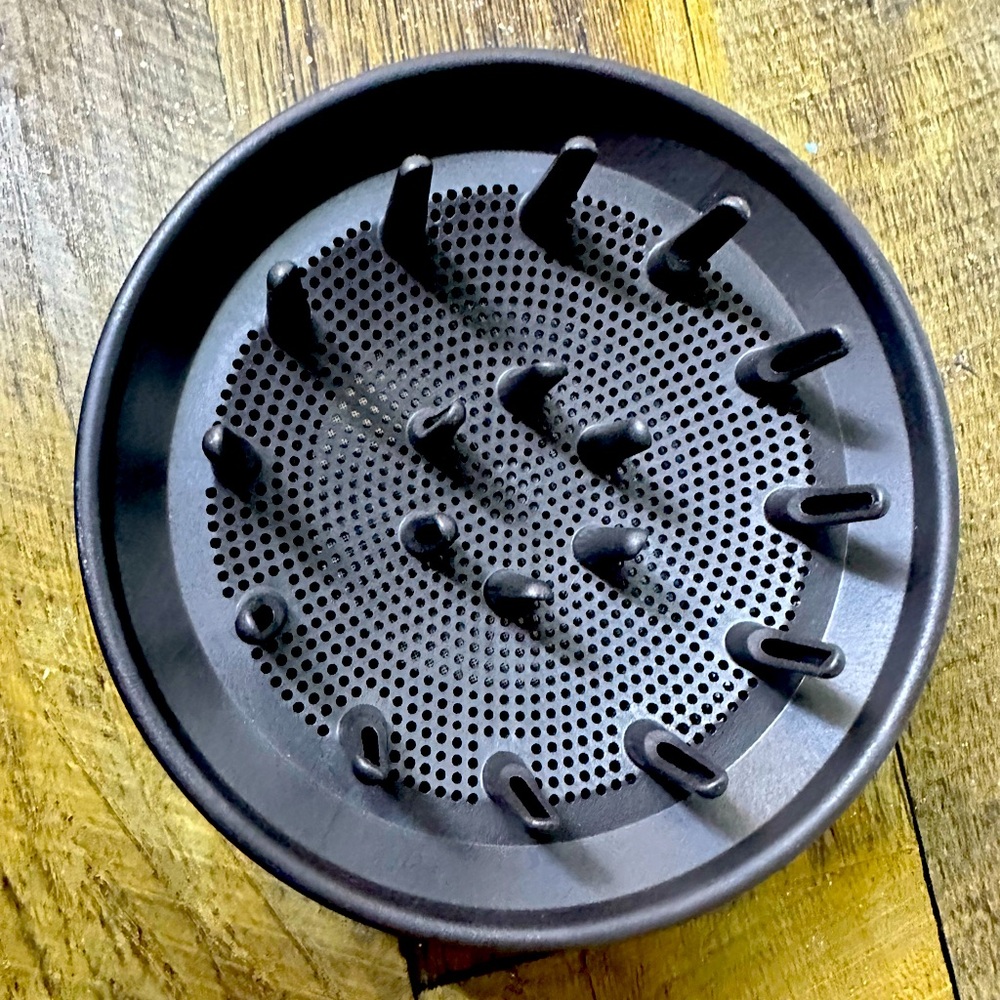 Dyson diffuser
